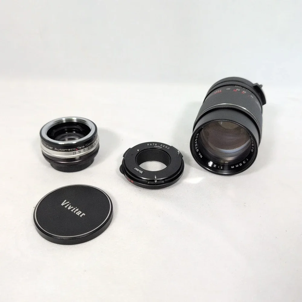 Vintage Vivitar 135mm f2.8 T4 Telephoto Lens Set M42 Mount Mamiya Pentax Cap
